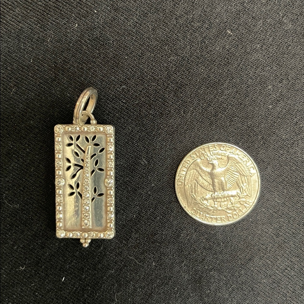 Silver Rectangular Pendant With Crystals - image 3